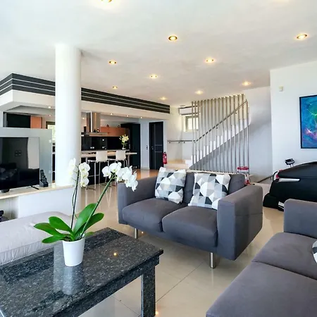 Ionian Pearl Luxury וילה