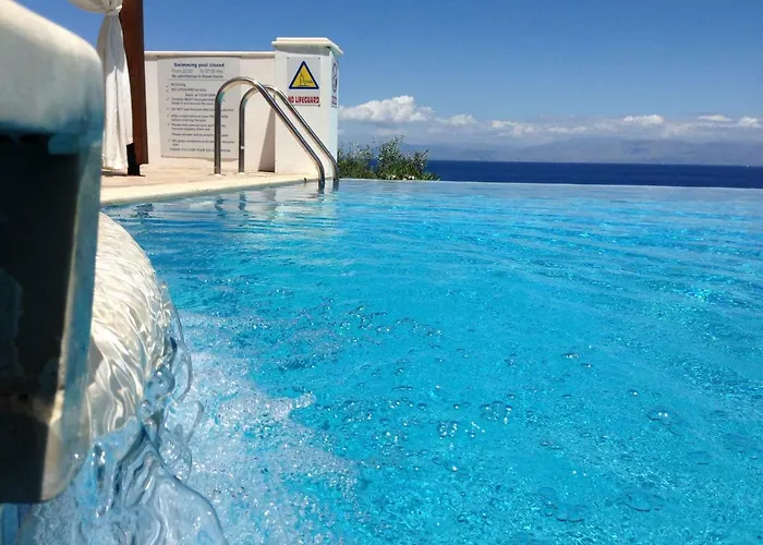 Vilă Ionian Pearl Luxury Mesongí