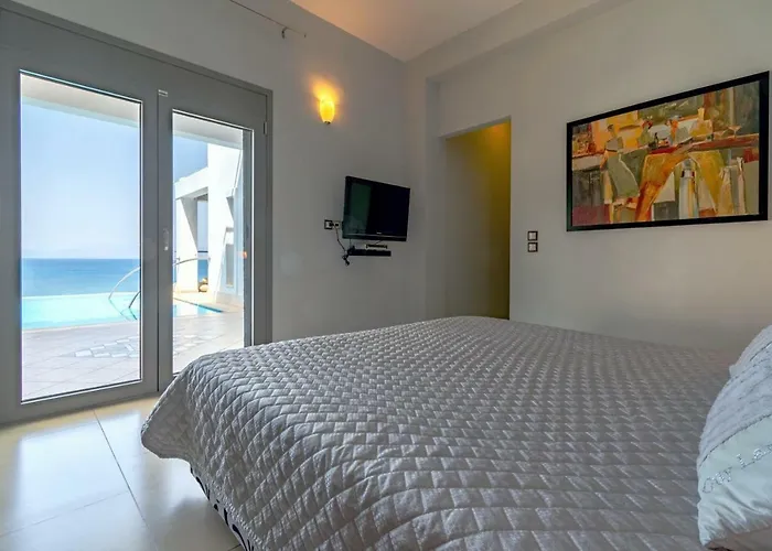 Ionian Pearl Luxury * Mesongí
